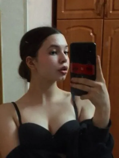 Тихомира, 23 года, 2 размер груди